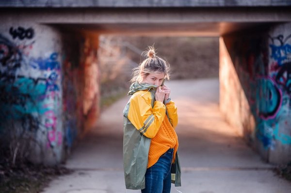 Qu'est-ce qu'une tonnelle, ce refuge de jardin alliant élégance et fraîcheur ?